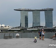'위드코로나' 싱가포르, 3190명 확진..사망 9명 모두 50대 이상