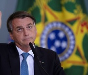 [오늘의 글로벌 오피니언리더] 브라질 대통령, 백신 접종거부 선언