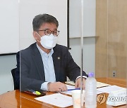 인사말 하는 류근혁 복지부 2차관