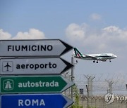 이탈리아 국적항공사 '알리탈리아' 마지막 비행..75년 역사 마감
