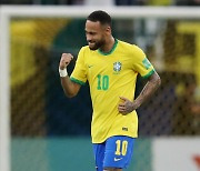 '네이마르 1골 2도움' 브라질, 남미예선서 우루과이에 4-1 승리