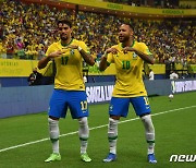 '네이마르 선제골' 브라질, 우루과이 4-1 완파..월드컵 예선 11G 무패