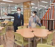 내년 전국 공립 중등교사 4410명 뽑는다..서울, 21년만에 독어·불어교사 선발