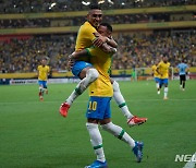 브라질, 우루과이 4-1 꺾고 WC 남미예선 1위 질주