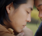 다비치, '나의 첫사랑' MV 티저 공개..쓸쓸한 추억 자극