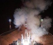 '한화 참여' 원웹의 로켓, 태극기 달고 우주로