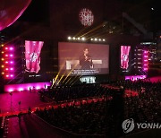 '위드 코로나' 부산국제영화제 성공리에 폐막(종합)