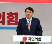 이재명 "윤석열 구속될 것"..尹 측 "마음 급해져 거짓선동"