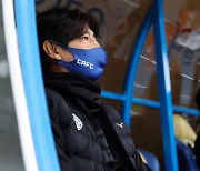 [K-기자회견] 충남아산 박동혁 감독, "팬들에겐 즐거운 경기지만 패배는 아프다"