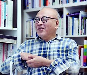 [Herald Interview] Korean Pavilion will 'ring a bell' at next year's Venice Biennale: Lee Young-chul