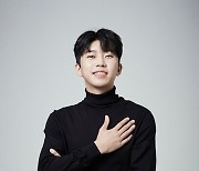 임영웅, '사랑은 늘 도망가' 음원차트 1위..OST 새 역사 썼다