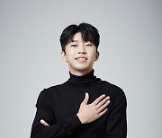 임영웅, '사랑은 늘 도망가' OST로 멜론·지니 음원차트 1위