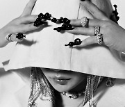CL 'TIE A CHERRY' 티저 영상..파격적인 비주얼 '강렬'