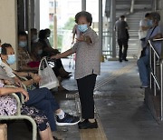 중국 60세 이상 노인 18.7%..노령화에 재정지출 압박 커져