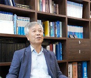 [단독] 한국에너지공대 가는 유룡 교수 "내 평생 올해 가장 많은 성과..더 연구하고 싶다"