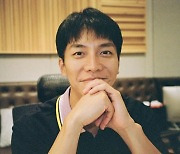 이승기, '❤︎이다인'이 이래서 반했나..윤종신 무보정 필카 속 세월 피해간 잘생김