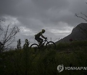 SOUTH AFRICA CYCLING MOUNTAIN BIKING