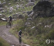 SOUTH AFRICA CYCLING MOUNTAIN BIKING