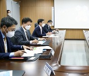 박기영 산업부 2차관, KT 데이터센터 현장 간담회