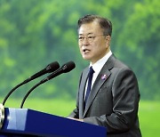 文 대통령 "NDC 40%, 탄소중립 향한 韓 강력한 의지"