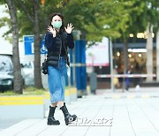 [포토] 박소현, 가을 여신의 출근길 워킹