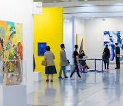 2021 Kiaf Seoul art fair wraps up with record-breaking sales