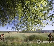 SOUTH AFRICA MOUNTAIN BIKING