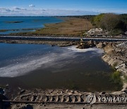 POLAND CONSTRUCTION CANAL VISTULA SPIT