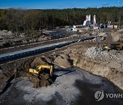 POLAND CONSTRUCTION CANAL VISTULA SPIT