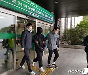 '무면허 음주운전·경찰폭행' 장제원 아들 노엘 검찰 송치..묵묵부답