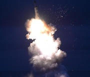 북, SLBM 추정 단거리 탄도미사일 발사