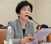 김영주 의원 "통일부 공무원, 집에서 쉬고 나와서 초과근무 신청"