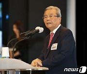 우상호 "김종인, 이재명에게도 호의.. 무조건 국민의힘쪽 아니야"