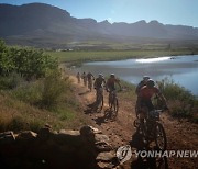 SOUTH AFRICA MOUNTAIN BIKING