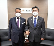 서욱 장관, 오만 국방사무총장과 양자회담