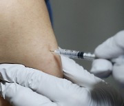 '대조 백신' 없어 발만 동동..국산 코로나 백신 개발 한계 [국감 2021]