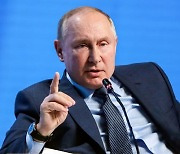 '천연가스' 꼭 쥔 푸틴 거짓말에도..유럽이 러시아에 목 매는 이유