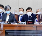 권덕철 "위드코로나 전환 시점, 11월 1일 검토"