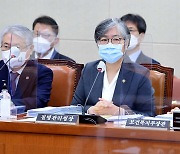 "백신 안전성위원회 설치해 이상반응 분석 확대"