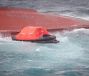독도 선박 전복 사고해역에 해경 함정·헬기 급파