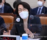 임혜숙 과기장관, 넷플릭스 무임승차 논란에 "법개정 적극 협조"