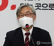 최재형 "김오수 제청 거부하자 靑 수석이 항의성 전화"