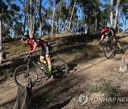 SOUTH AFRICA MOUNTAIN BIKING