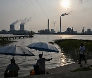중국 올해 전력 사용량 13% 급증..발전량, 수요에 못미쳐