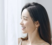 홍수아, 영화 '감동의 나날' 주연 캐스팅..'로코퀸' 도전