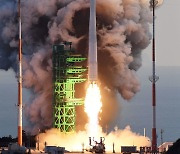 한국형 발사체 '누리호' 발사.. 우주로 첫걸음