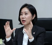 "방통위, 김어준 서울시 방역 방해·원전 가짜뉴스에 공정해야"