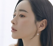 홍수아, 영화 '감동의 나날' 주연 캐스팅 [공식]