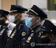 NYPD 등 16만 뉴욕 공무원, 백신 안맞으면 월급 못받는다