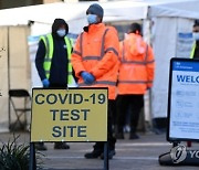 BRITAIN PANDEMIC CORONAVIRUS COVID19 PLAN B